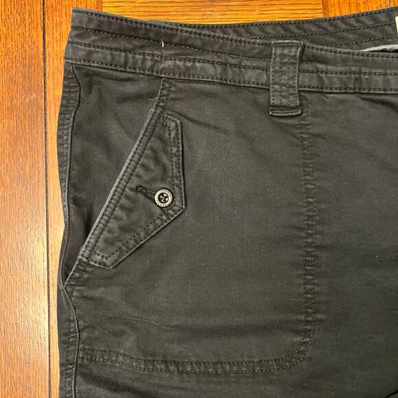 TORRID Plus Size 28 Twill Military Cargo Shorts Dark Cotton Blend - Picture 11 of 13